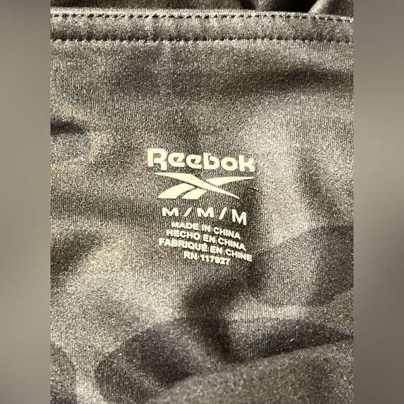 Reebok fitted high-rise, short size M - Picture 4 of 7